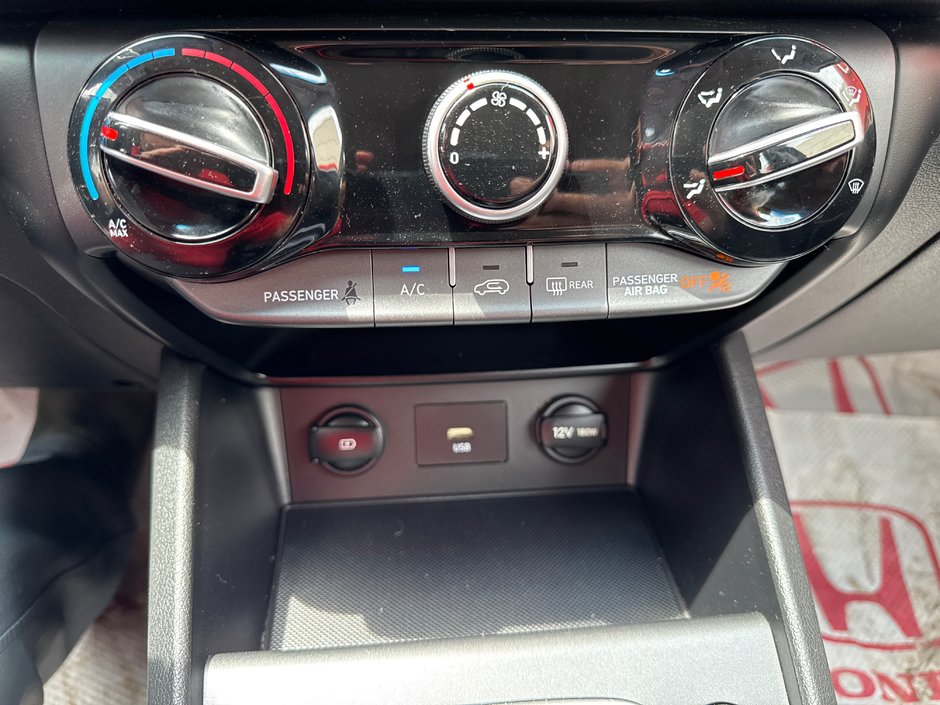 2022 Hyundai Kona 2.0L Preferred-18