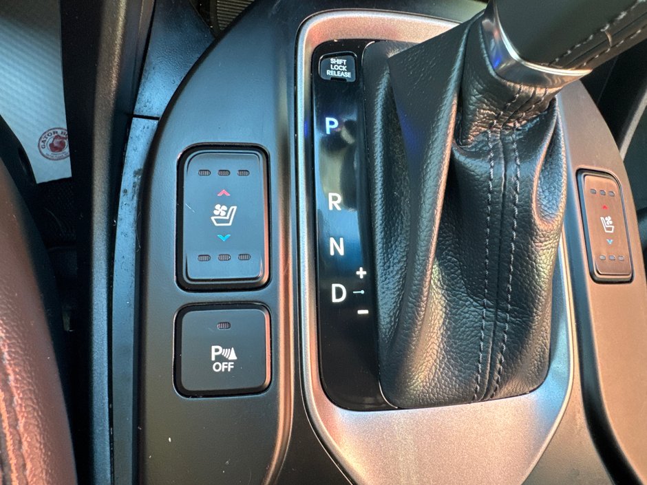 2016 Hyundai Santa Fe Sport 2.0T Limited-23