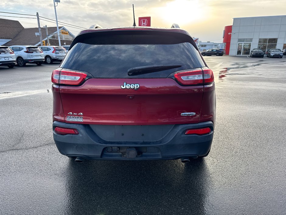 2014 Jeep Cherokee North-4