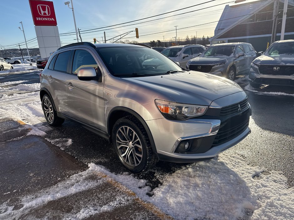 2016 Mitsubishi RVR SE-19