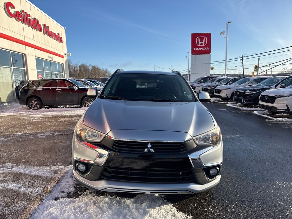 2016 Mitsubishi RVR SE-1