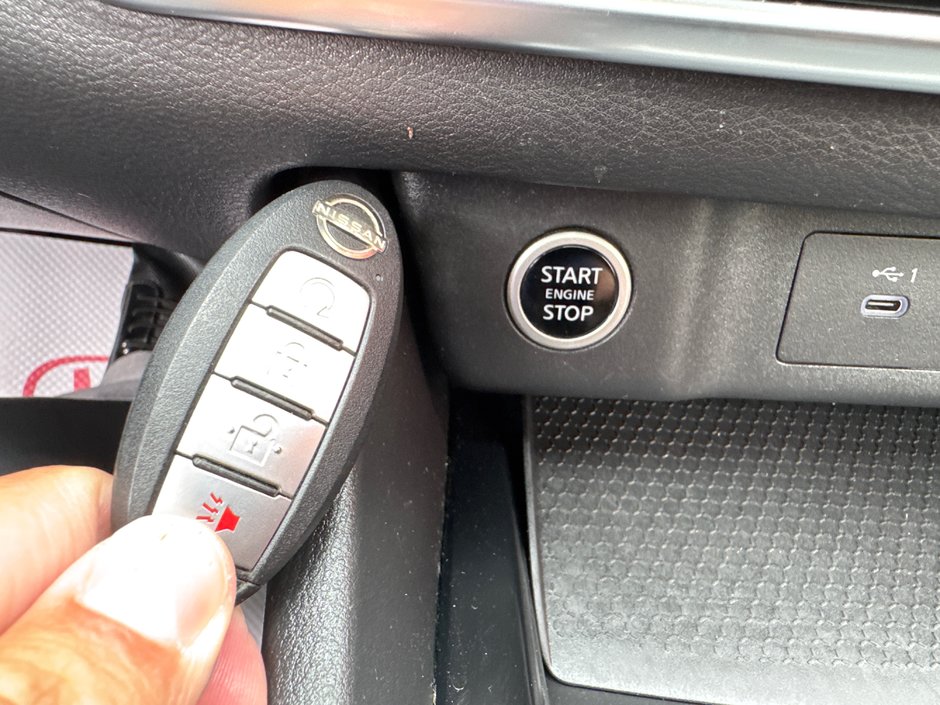 2022 Nissan Rogue SV-29