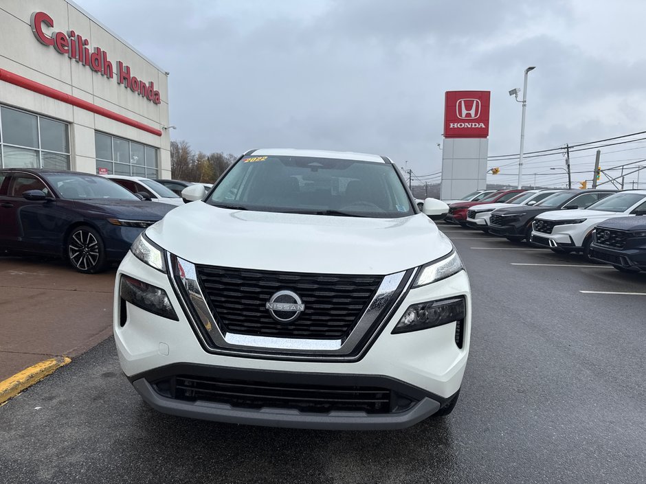 2022 Nissan Rogue S-1