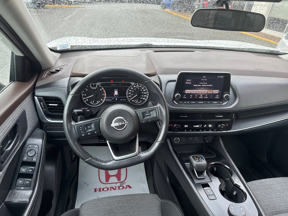 2022 Nissan Rogue S-9