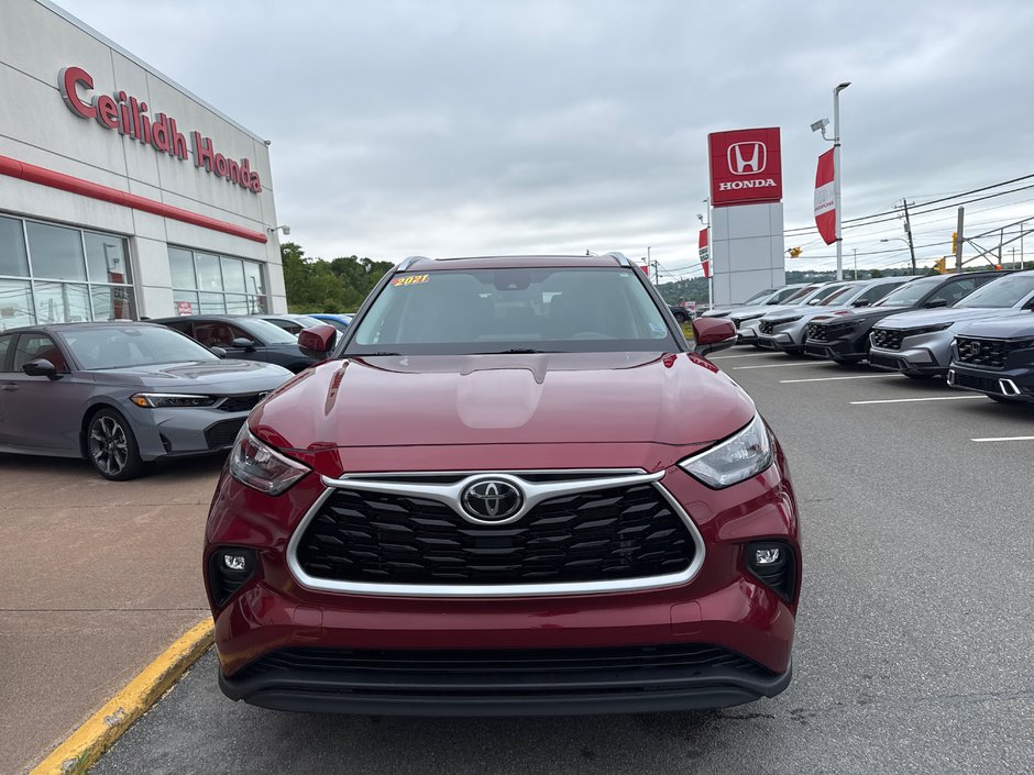 2021 Toyota Highlander XLE-1