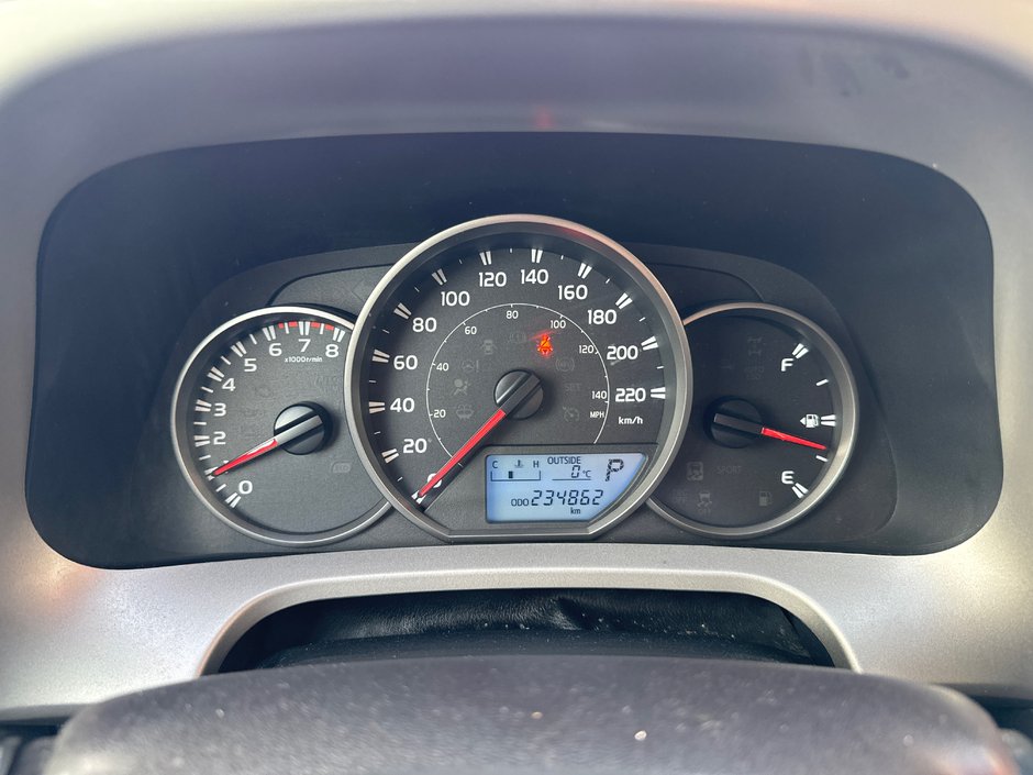 2016 Toyota RAV4 LE-17