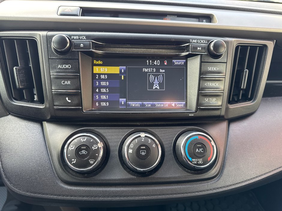 2016 Toyota RAV4 LE-18