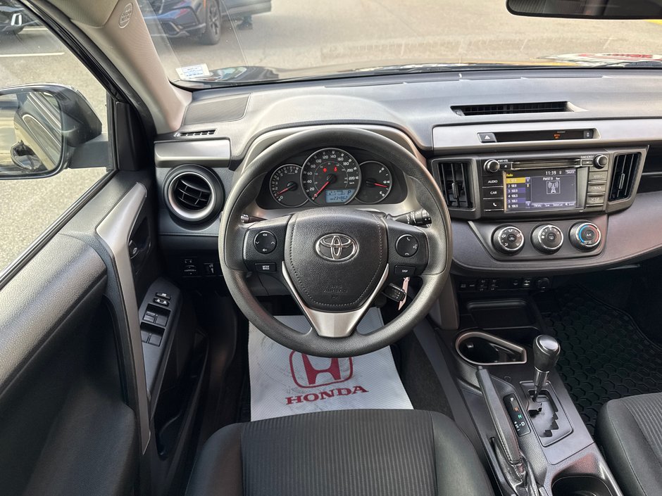2016 Toyota RAV4 LE-9