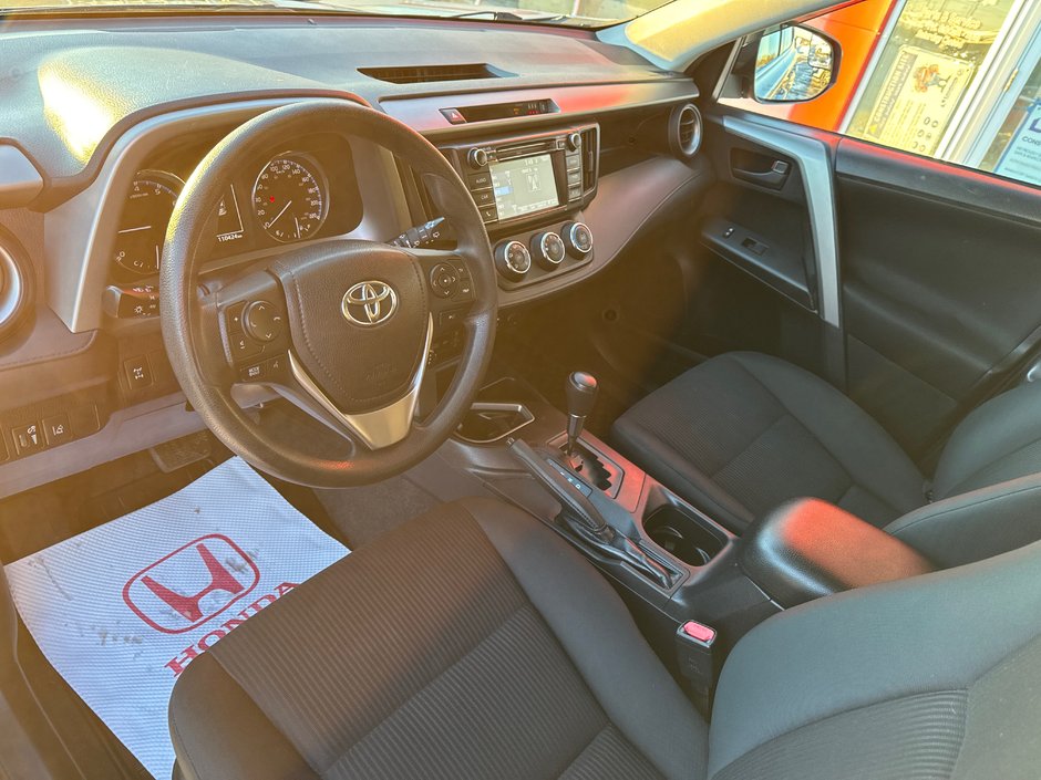 2017 Toyota RAV4 LE-9