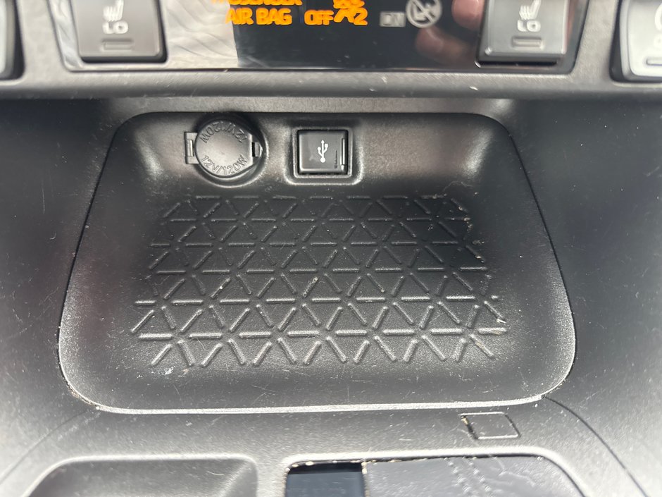 2021 Toyota RAV4 LE-21