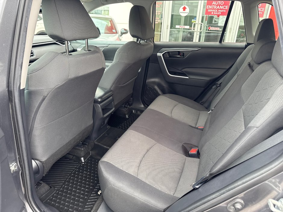 2021 Toyota RAV4 LE-7