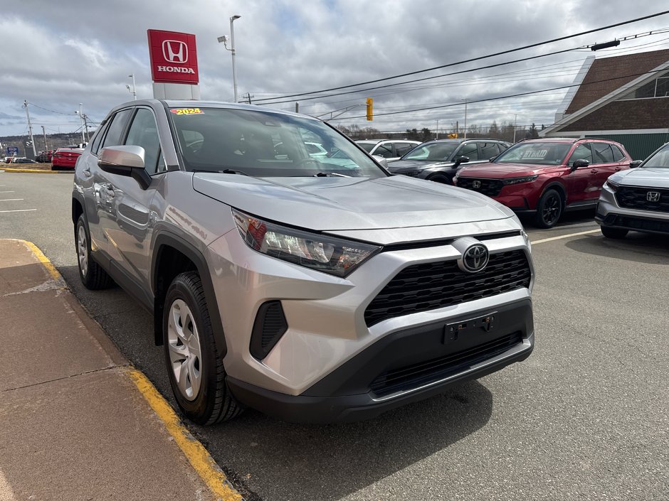2024 Toyota RAV4 LE-2