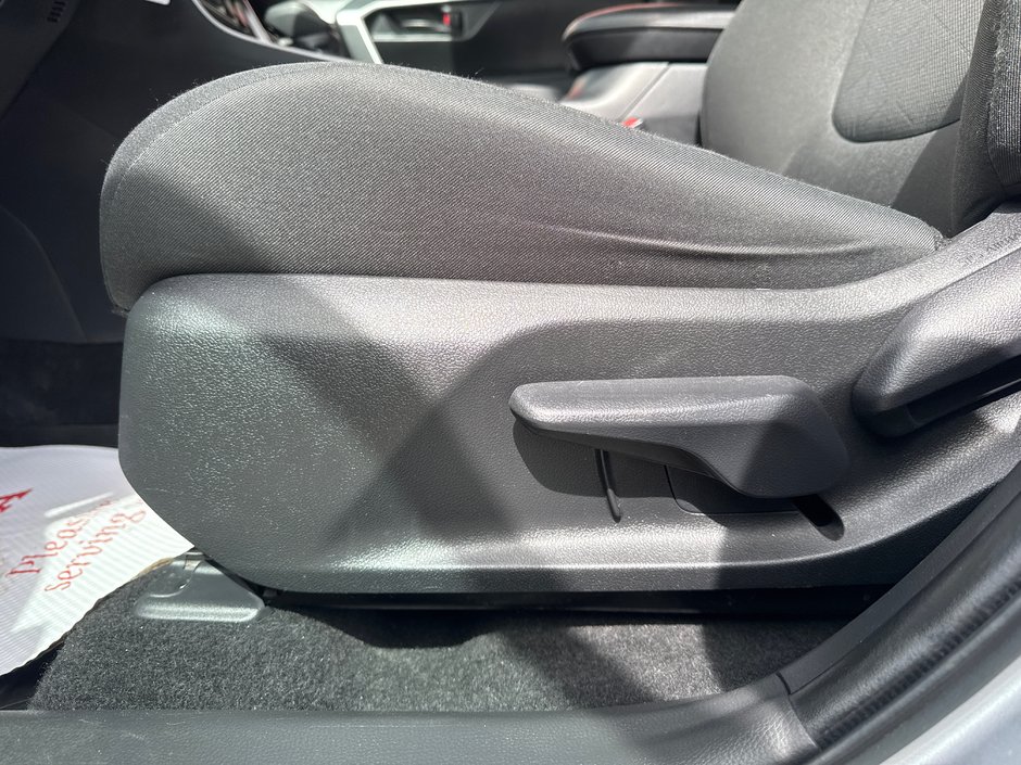 2024 Toyota RAV4 LE-12