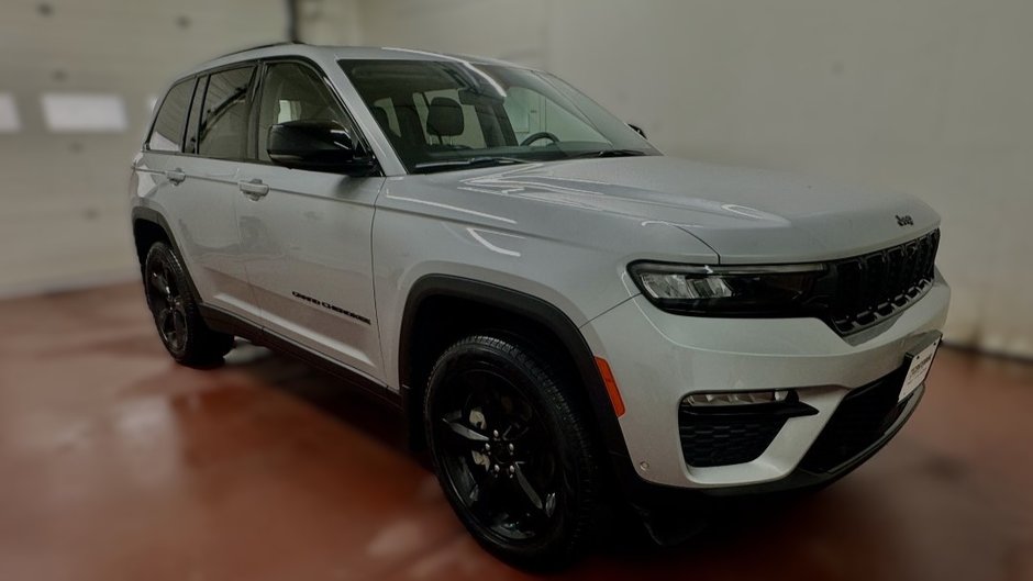 2024  Grand Cherokee Limited 4x4 in Montague, Prince Edward Island