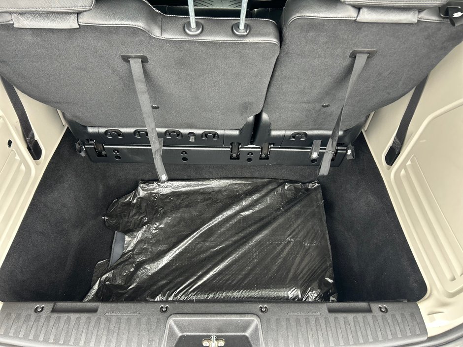 2019 Dodge Grand Caravan SXT Premium Plus-12