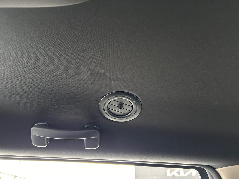 2019 Dodge Grand Caravan SXT Premium Plus-25