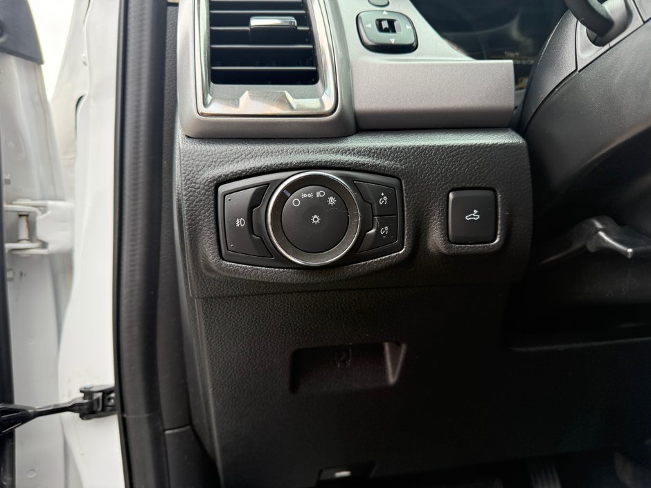 2022 Ford Ranger XLT Sport SuperCrew 4x4-18