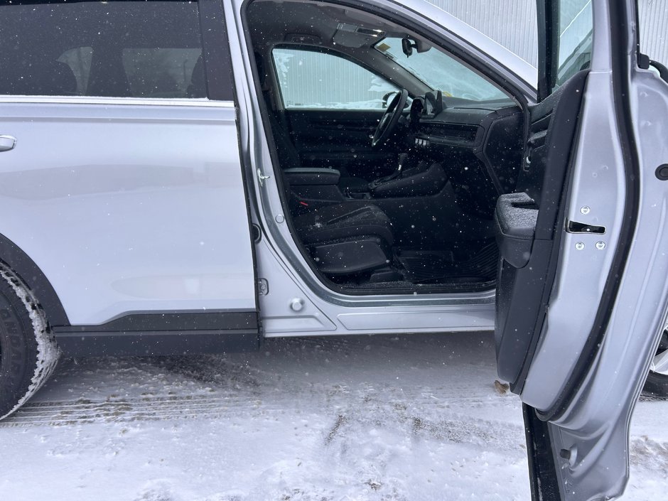 2023 Honda CR-V LX-10