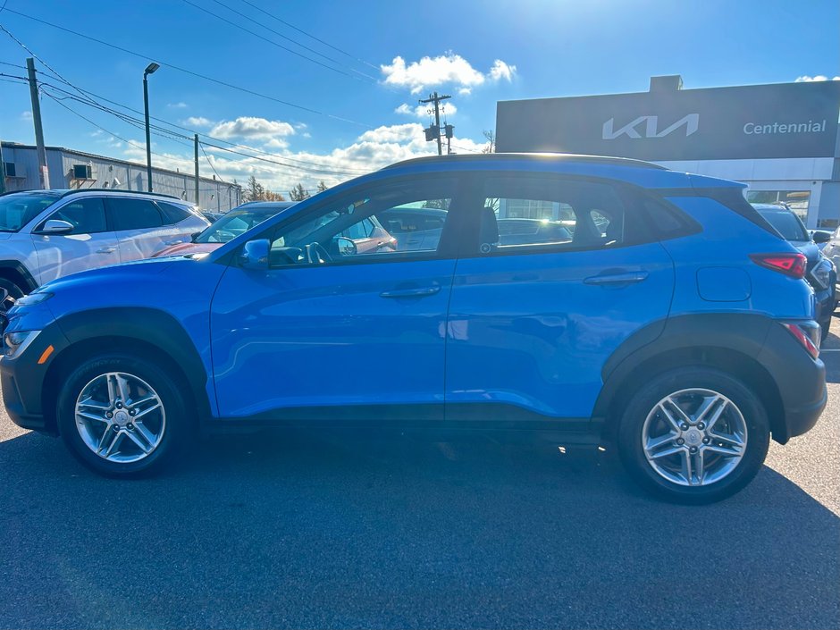 2022 Hyundai Kona Essential AWD-6