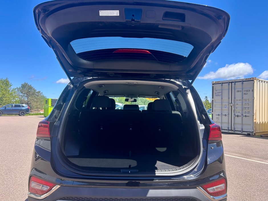 2019 Hyundai Santa Fe Essential-4