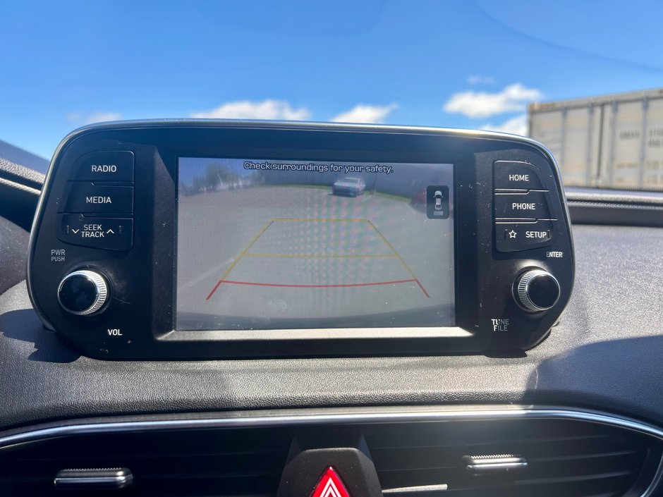 2019 Hyundai Santa Fe Essential-22