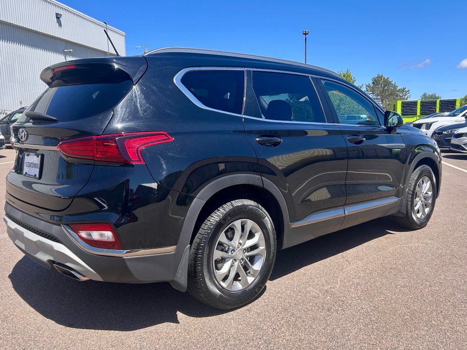 2019 Hyundai Santa Fe Essential-2
