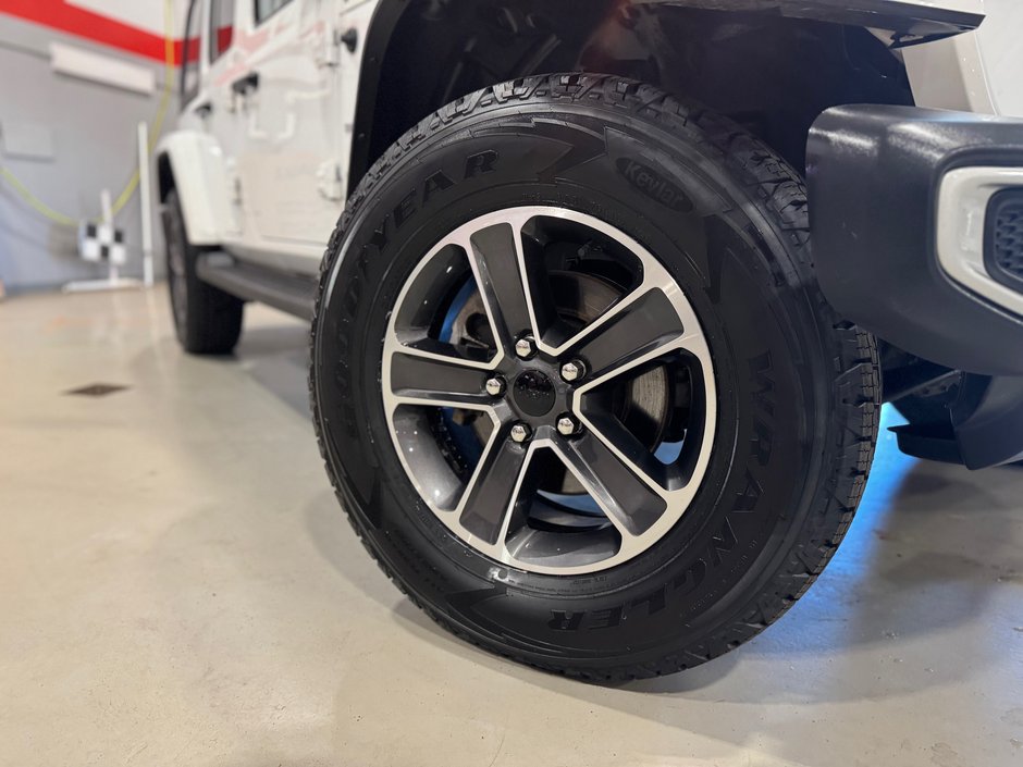 2023 Jeep Wrangler 4xe Sahara 4x4-7