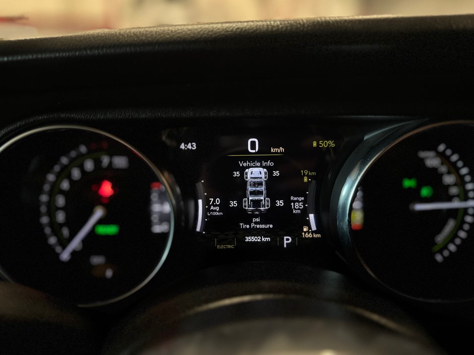 2023 Jeep Wrangler 4xe Sahara 4x4-24