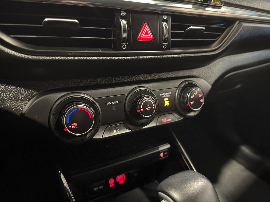 2020 Kia Forte EX-27