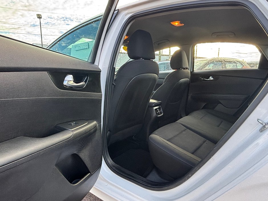 2021 Kia Forte EX-13