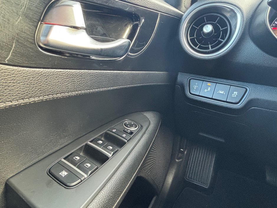 2021 Kia Forte EX-24