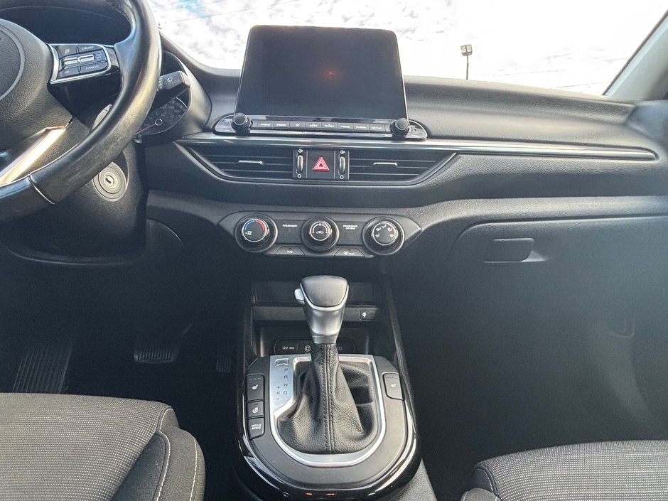 2021 Kia Forte EX-21