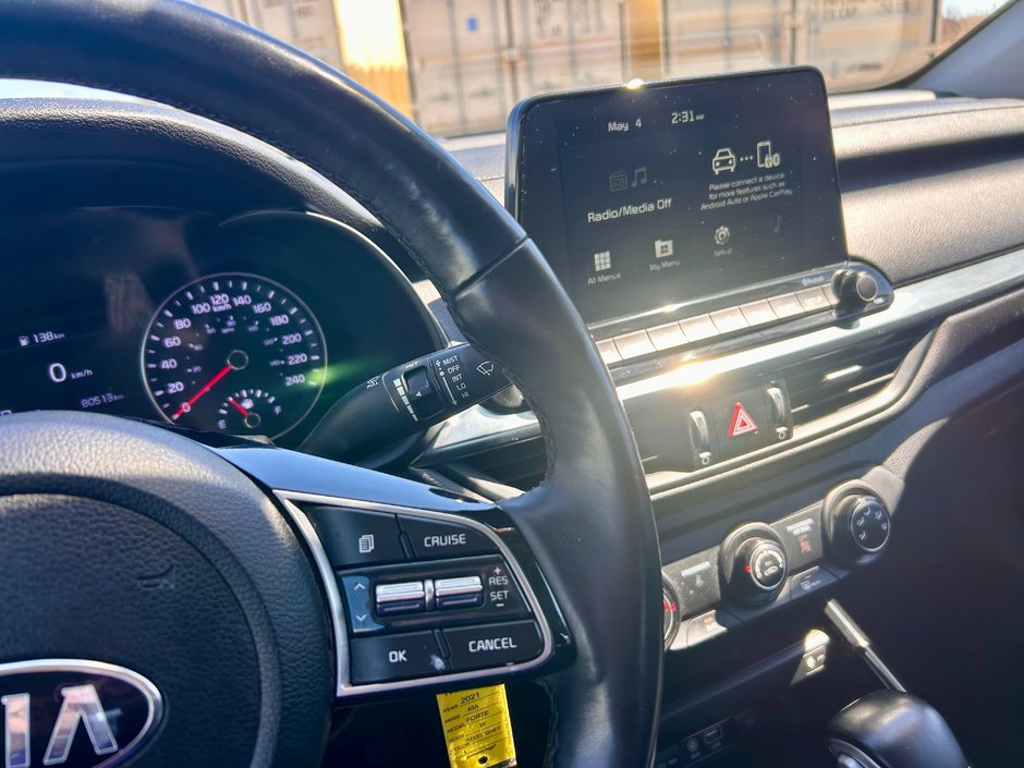2021 Kia Forte EX-23
