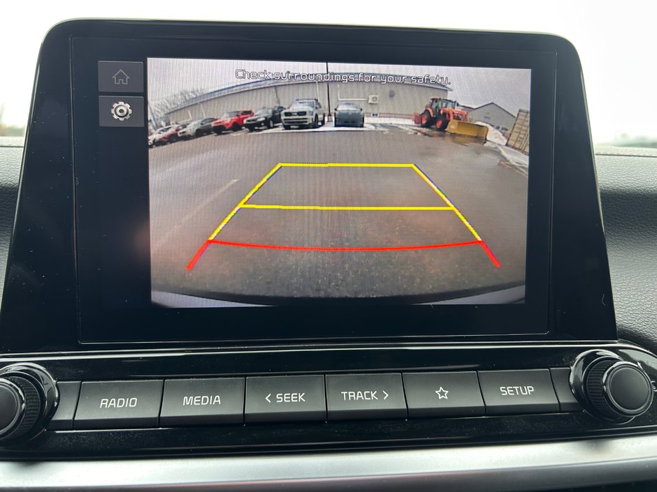 2022 Kia Forte EX Premium-24