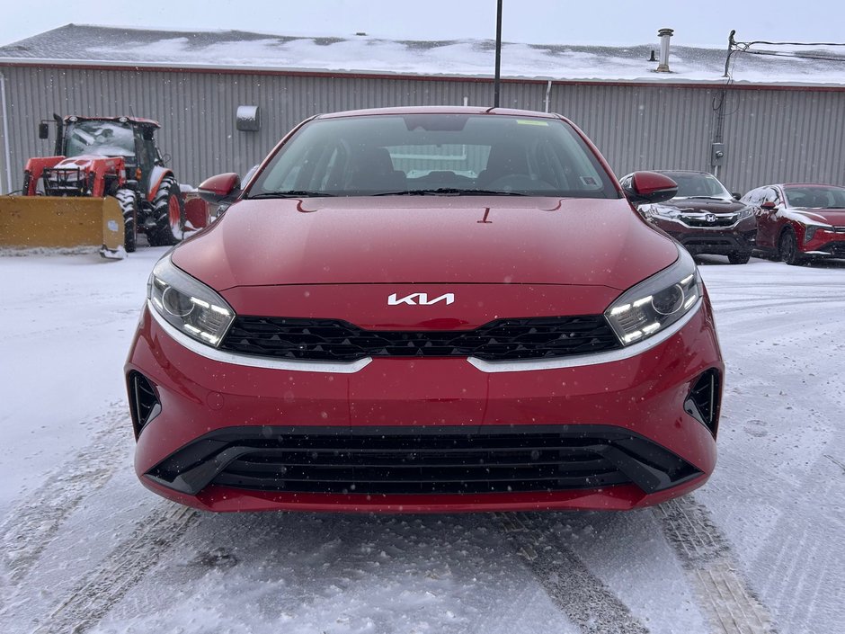2022 Kia Forte EX-1