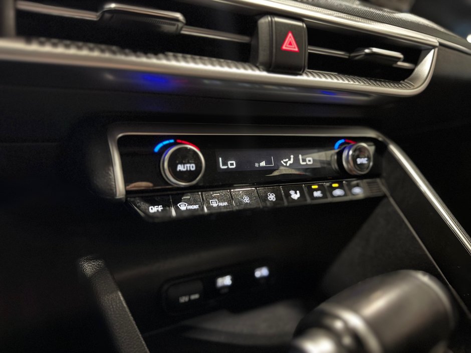 2021 Kia K5 LX-28