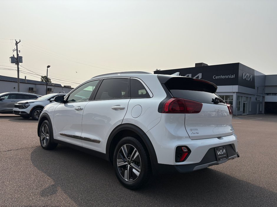 2022 Kia Niro Plug-In Hybrid EX-4