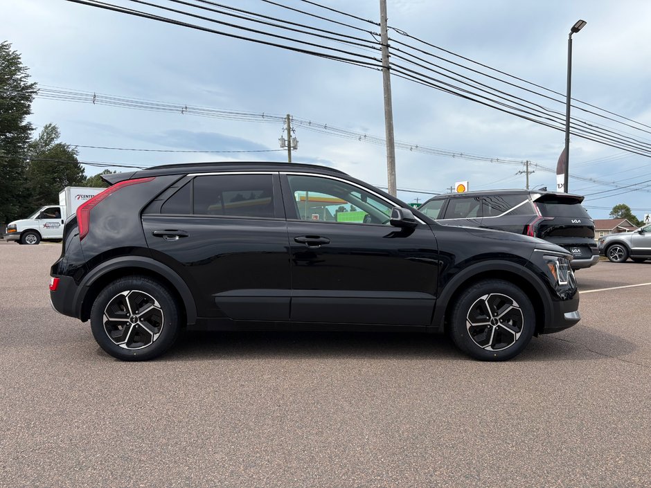 2023 Kia NIRO EX-1