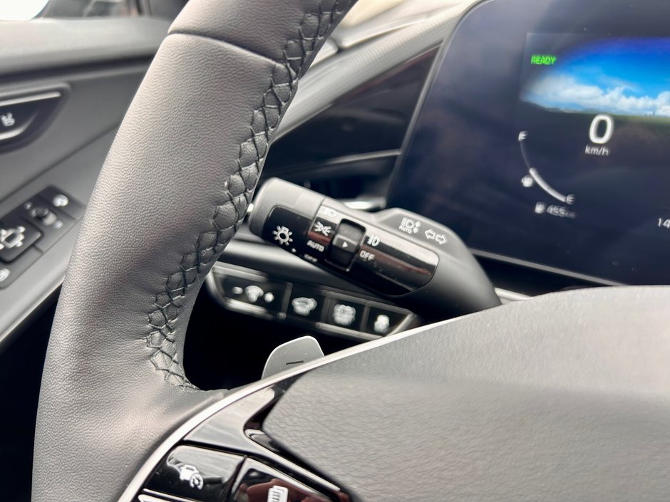 2023 Kia Niro SX-29