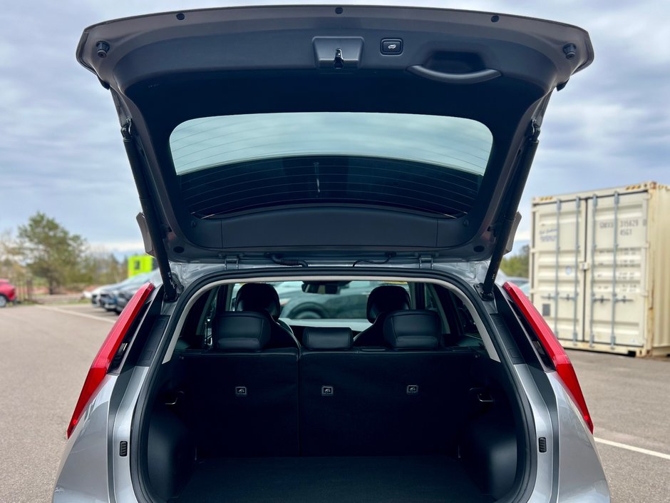 2023 Kia Niro SX-18