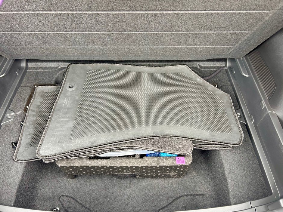 2023 Kia Niro SX-20