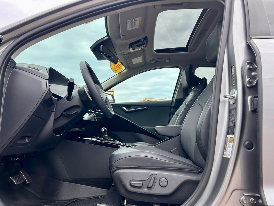 2023 Kia Niro SX-24