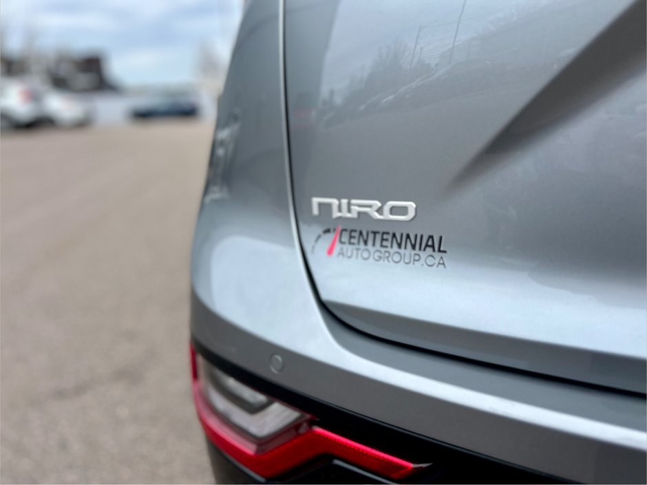 2023 Kia Niro SX-6