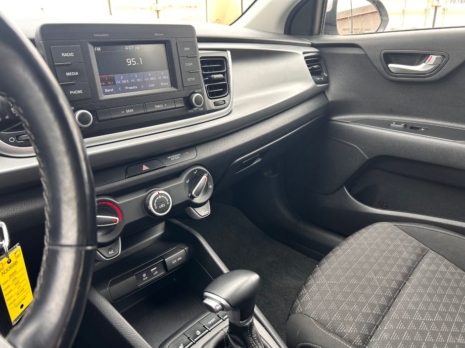 2020 Kia RIO 5-DOOR LX+-26