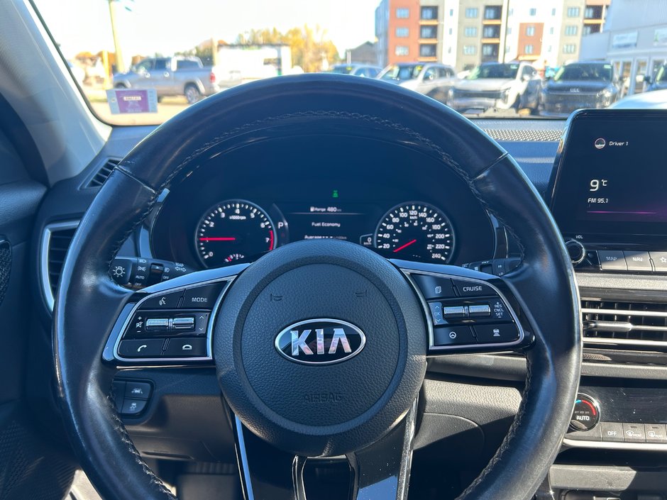 2021 Kia Seltos EX Premium AWD-24