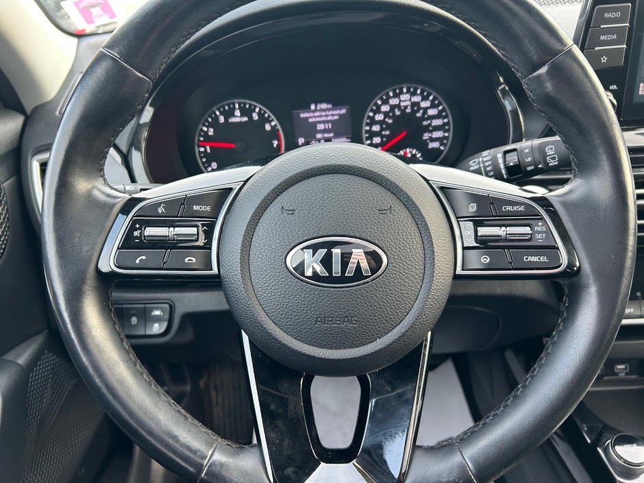 2021 Kia Seltos EX AWD-17