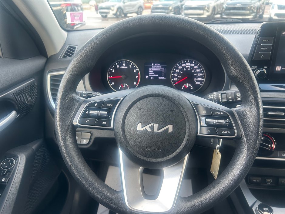 2022 Kia Seltos LX AWD-18