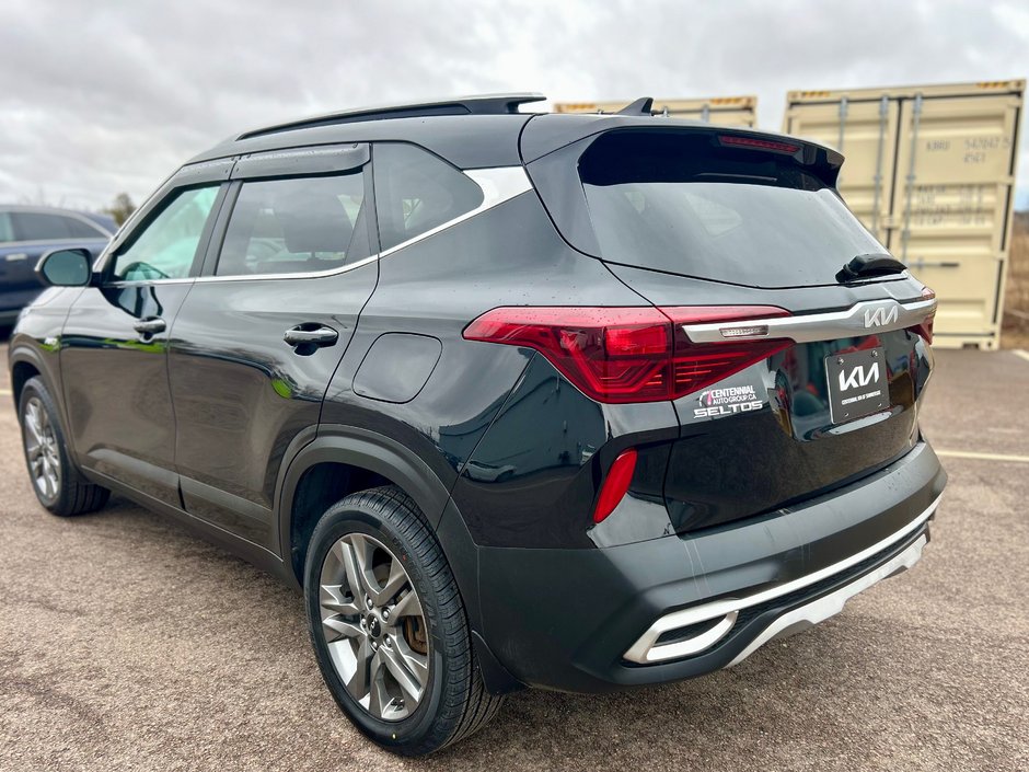 2023 Kia Seltos EX AWD-10