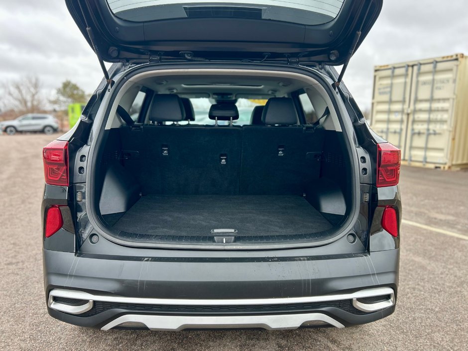 2023 Kia Seltos EX AWD-8