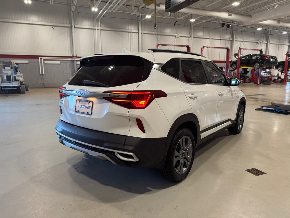 2023 Kia Seltos EX AWD-5